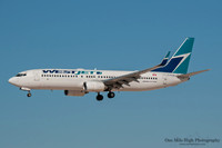 Boeing 737-800 (C-FAWJ)