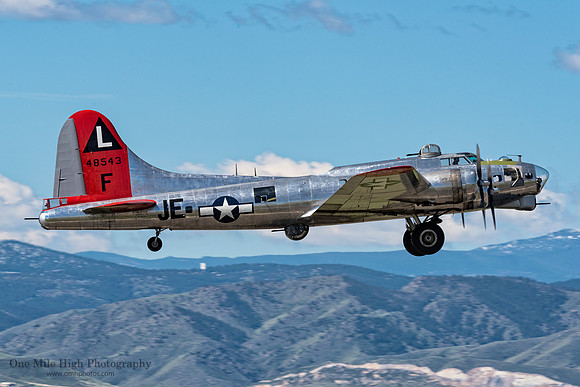 Boeing B-17G Flying Fortress (NL3701G) - "Madras MAiden"