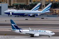 Boeing 737-7CT (C-FIWJ)