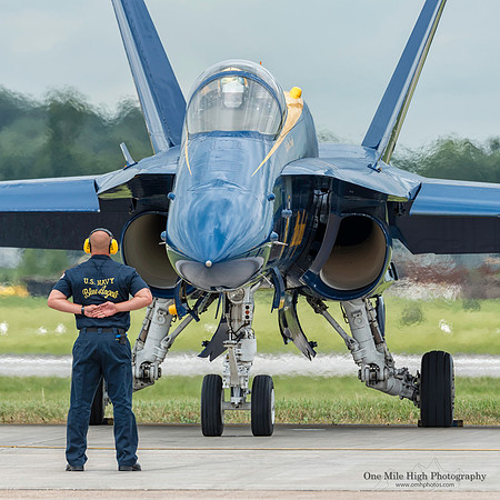 McDonnell Douglas F/A-18C Hornet (BuNo 163498) - US Navy Blue Angel #1