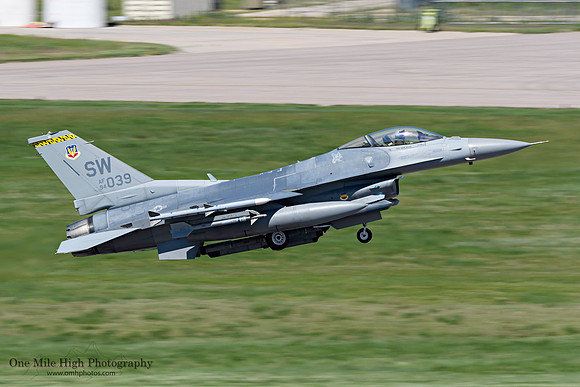 Lockheed F-16CM-50-CF Falcon (94-0039)
