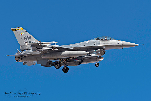 Lockheed F-16CM-50-CF Falcon (90-0826)