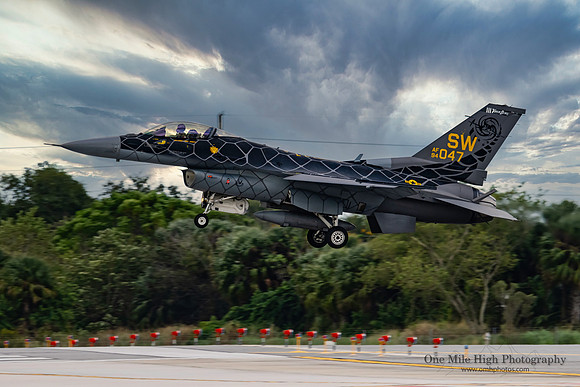 Lockheed F-16CM-50-CF Falcon (94-0047) - USAF F-16 Falcon Demonstration Team