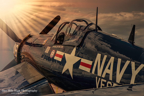 1945 Chance Vought F4U-4 Corsair (N713JT)