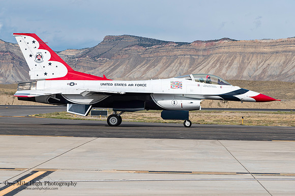 Lockheed F-16C Falcon - USAF Thunderbird #1 (Lt Col Jason "Shifty" Heard)