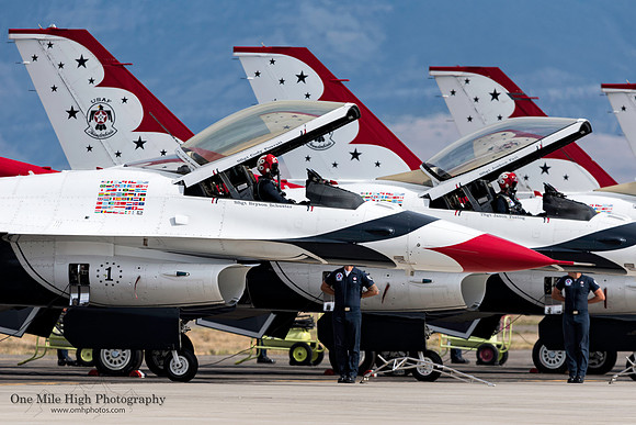 Lockheed F-16C Falcon - USAF Thunderbird #1 (Lt Col Jason Heard)