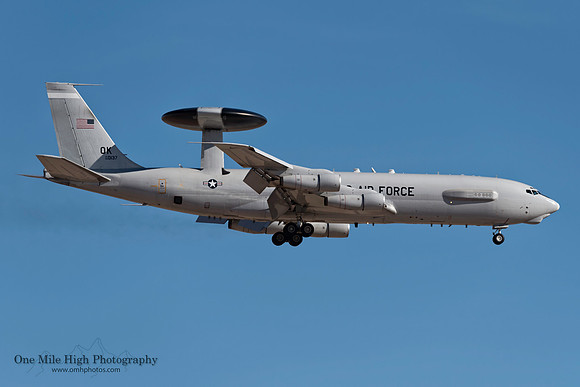 Boeing E-3G Sentry (80-0137) - 552nd ACW