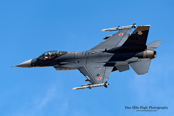 Lockheed F-16C-32-CF Falcon (87-0321) - 64th AGRS (Shark Scheme)