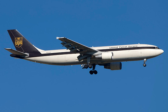 Airbus A300 F4-622R (N144UP)