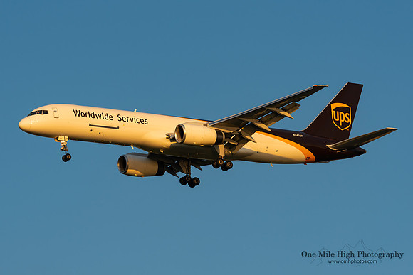 Boeing 757-24APF (N441UP)