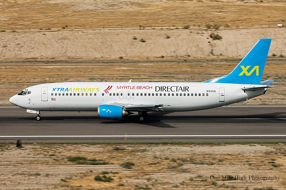 Boeing 737-400 (N43XA)