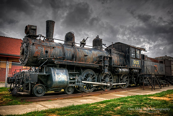 Chicago, Burlington & Quincy Steam Engine #915 - Railswest Railroad Museum