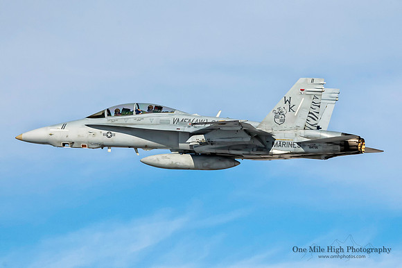 McDonnell Douglas F/A-18D Hornet (BuNo 164735)