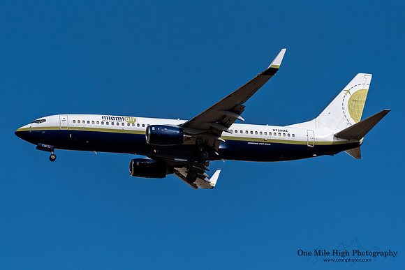 Boeing 737-8Q8 (N738MA)