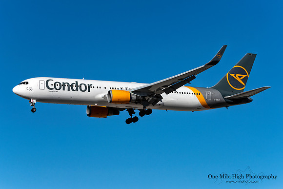 Boeing 767-3Q8(ER) (D-ABUT)