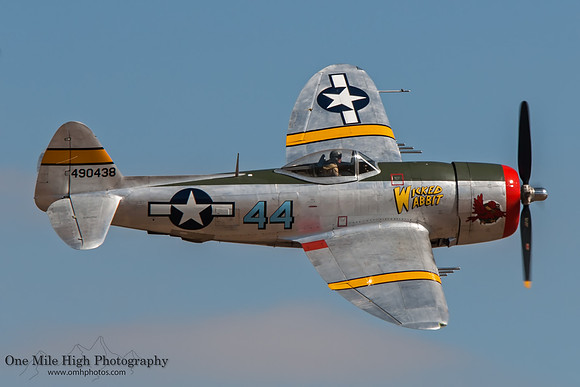 Republic P-47D Thunderbolt (44-90438) - "Wicked Wabbit"