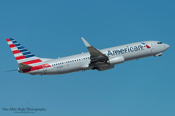 Boeing 737-823(WL) (N940NN)