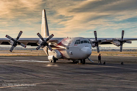 Lockheed C-130Q Hercules (N130FF)