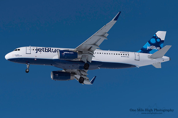 Airbus A320-232 (N834JB) - "Keep Blue and Carry On"