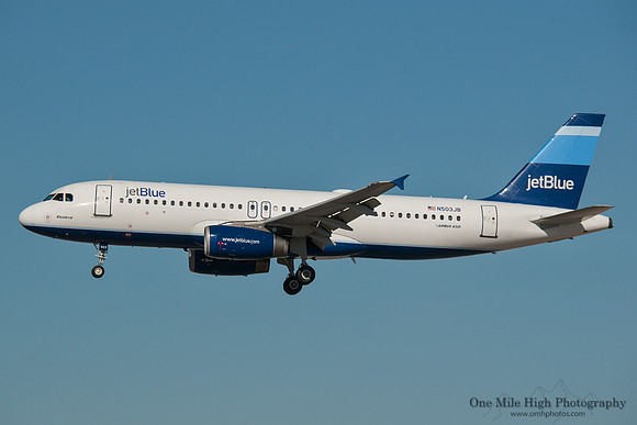 Airbus A320-232 (N503JB) - "Bluebird"