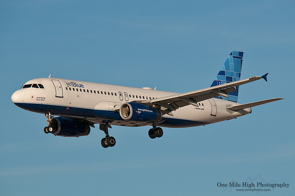 Airbus A320-232 (N608JB) - "...And Along Came Blue"