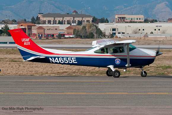 Cessna 182R Skylane (N4655E)