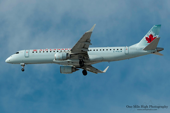 Embraer ERJ-190AR (C-FGLW)