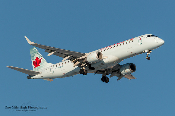 Embraer ERJ-190AR (C-FLWH)