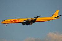 Douglas DC-8-73F (N805DH) - DHL
