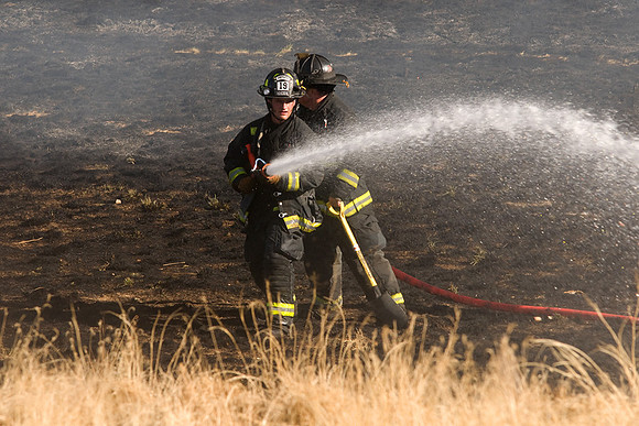 Denver Grass Fire (8 Mar 2009)