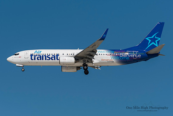 Boeing 737-8AS(WL) (C-FYQN)