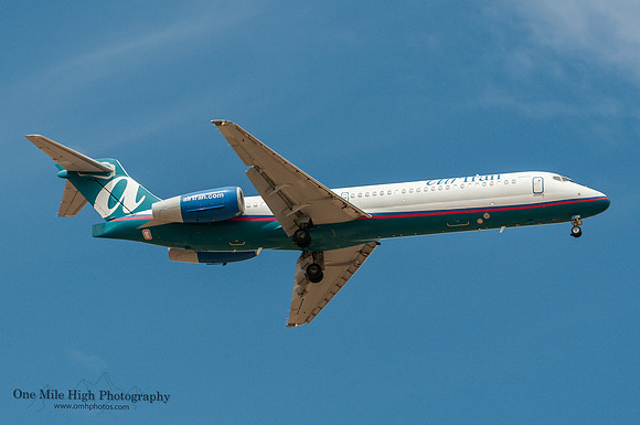 Boeing 717-200 (N954AT)