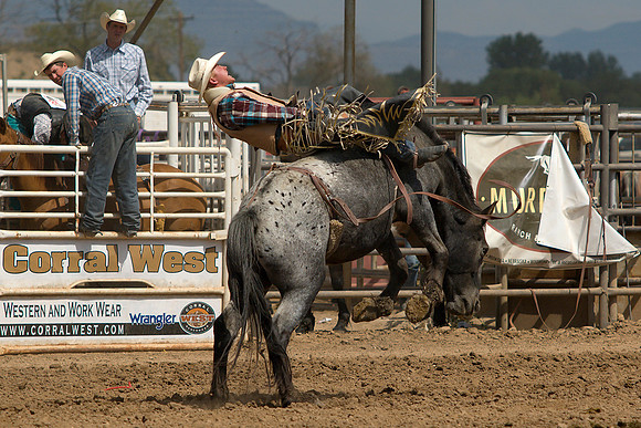 CPRA 2007 Finals - Bareback Riding