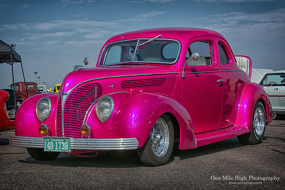 1938 Ford Deluxe Tudor Sedan