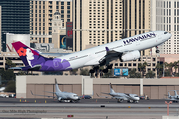 Airbus A330-243 (N385HA)