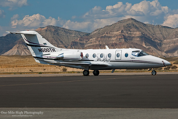 Hawker-Beechcraft 400A (N500TH)