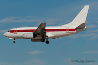 Boeing 737-66N (N365SR)