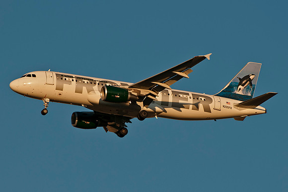 Airbus A320-214 (N205FR) - "Ozzie the Orca"