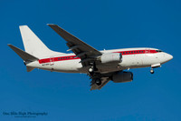 Boeing 737-66N (N273RH)