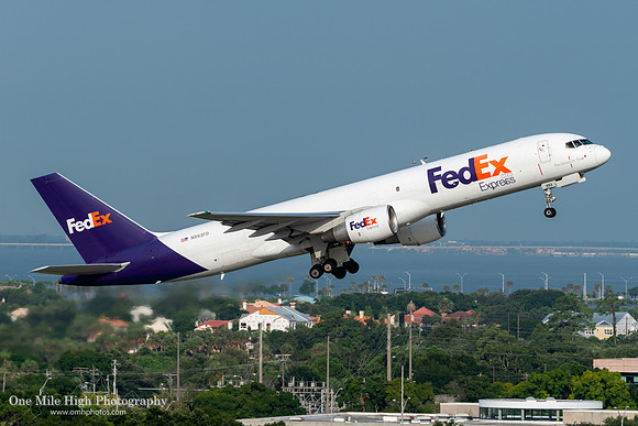 Boeing 757-2Q8(SF) (N993FD) - "Jasmine"