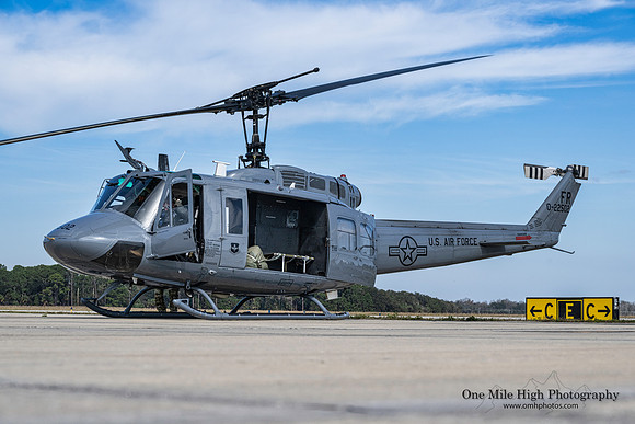 Bell TH-1H Iroquois (74-22502)