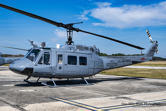Bell TH-1H Iroquois (70-016451)