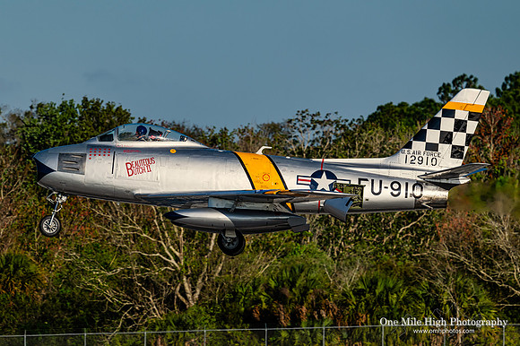 North American F-86 Sabre (N286CF)