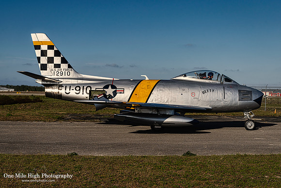 North American F-86 Sabre (N286CF)