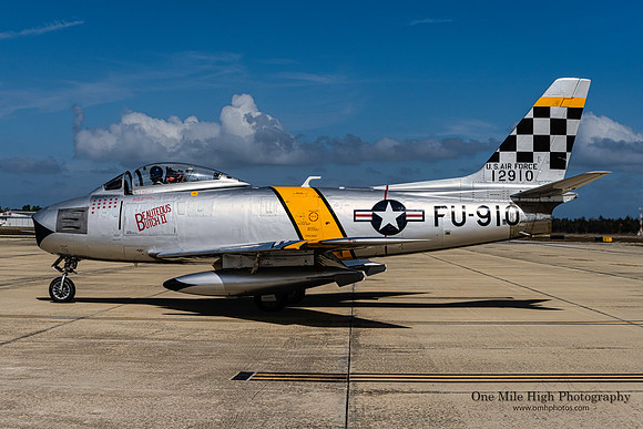 North American F-86 Sabre (N286CF)