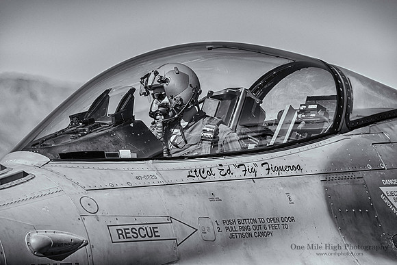 Lockheed F-16C-30-CF Falcon (87-0229) - "Jenny 1"