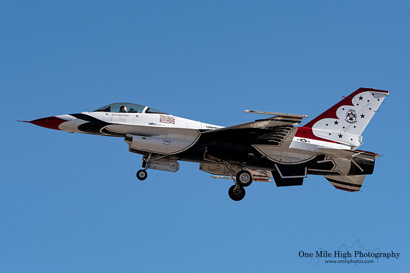 Lockheed F-16CM-52-CF Falcon (93-0553) - Thunderbird #5 (Maj. Michelle Curran - Lead Solo Pilot)