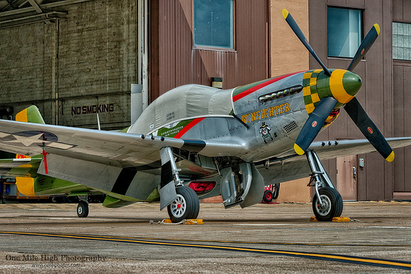 1944 North American P-51D Mustang (N5428V)