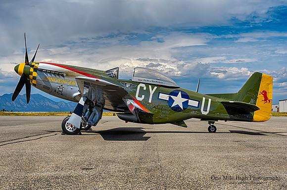1944 North American P-51D Mustang (N5428V)
