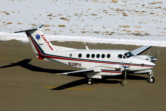 Beechcraft BE-200 King Air (N39PH)